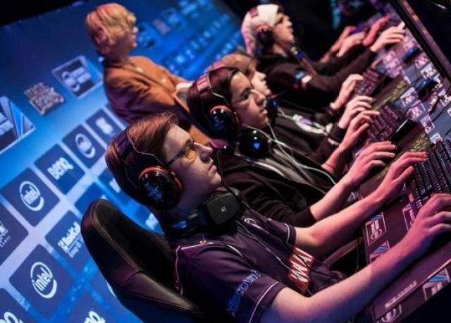 公认的劲旅 公认的劲旅