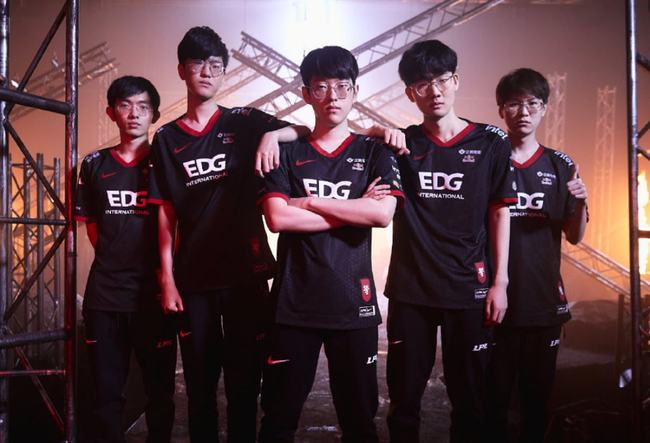 最后一脚 最后一脚